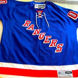 Brand new hokey official uniform